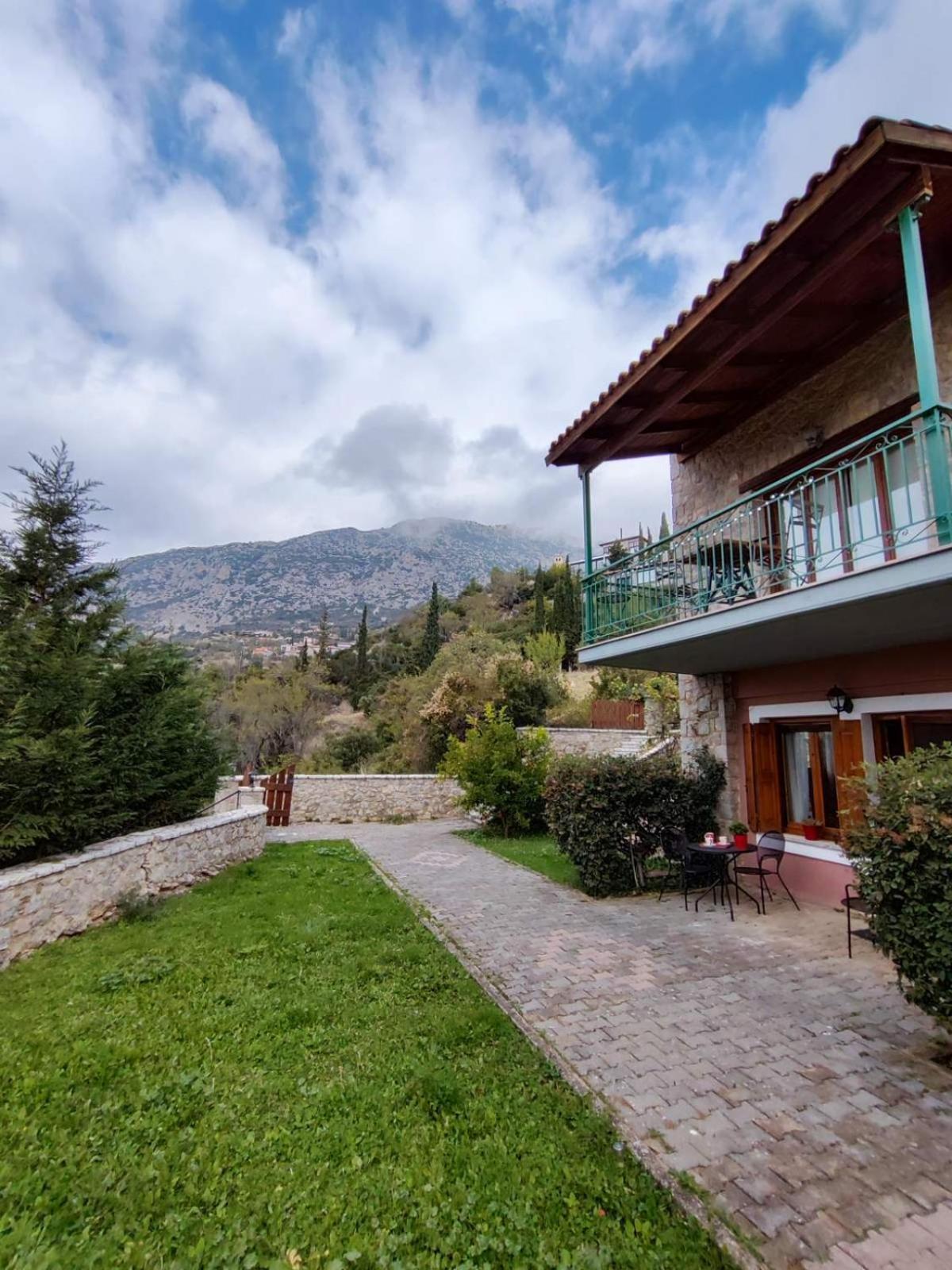 Kastalia Country Home Arachova Exteriör bild