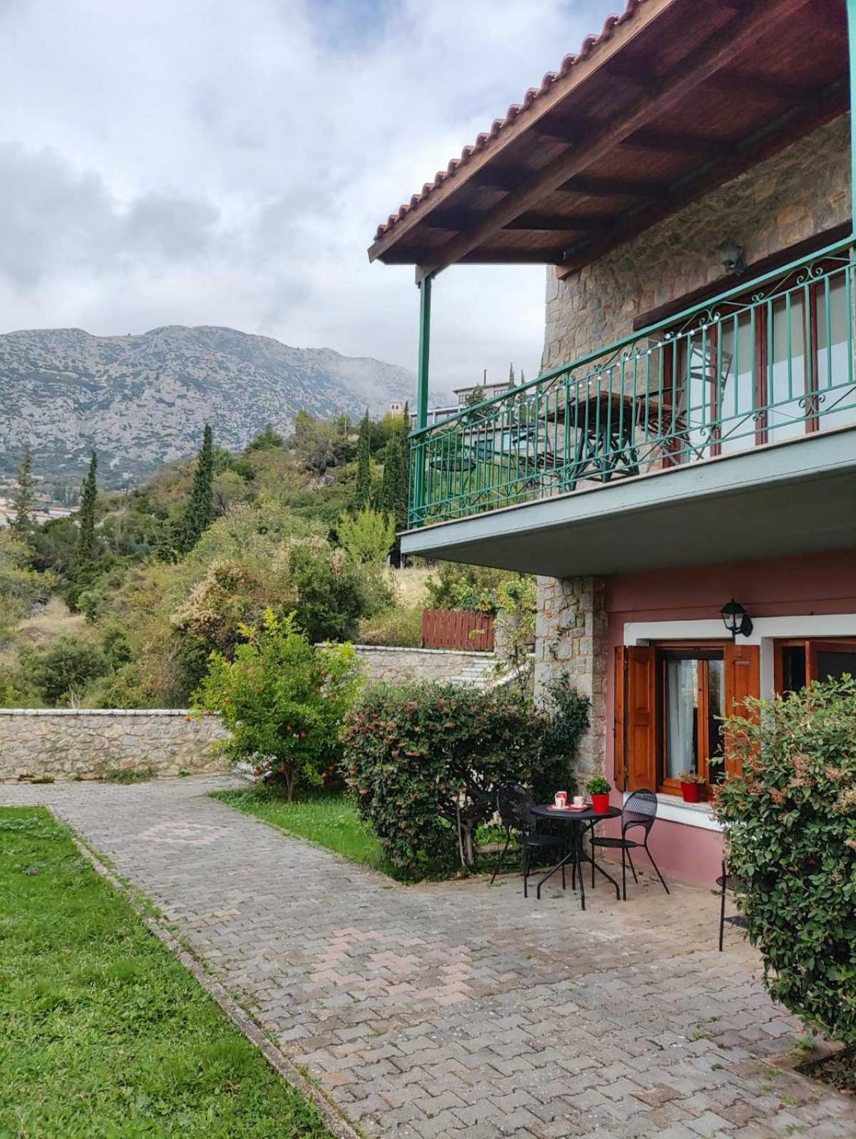 Kastalia Country Home Arachova Exteriör bild